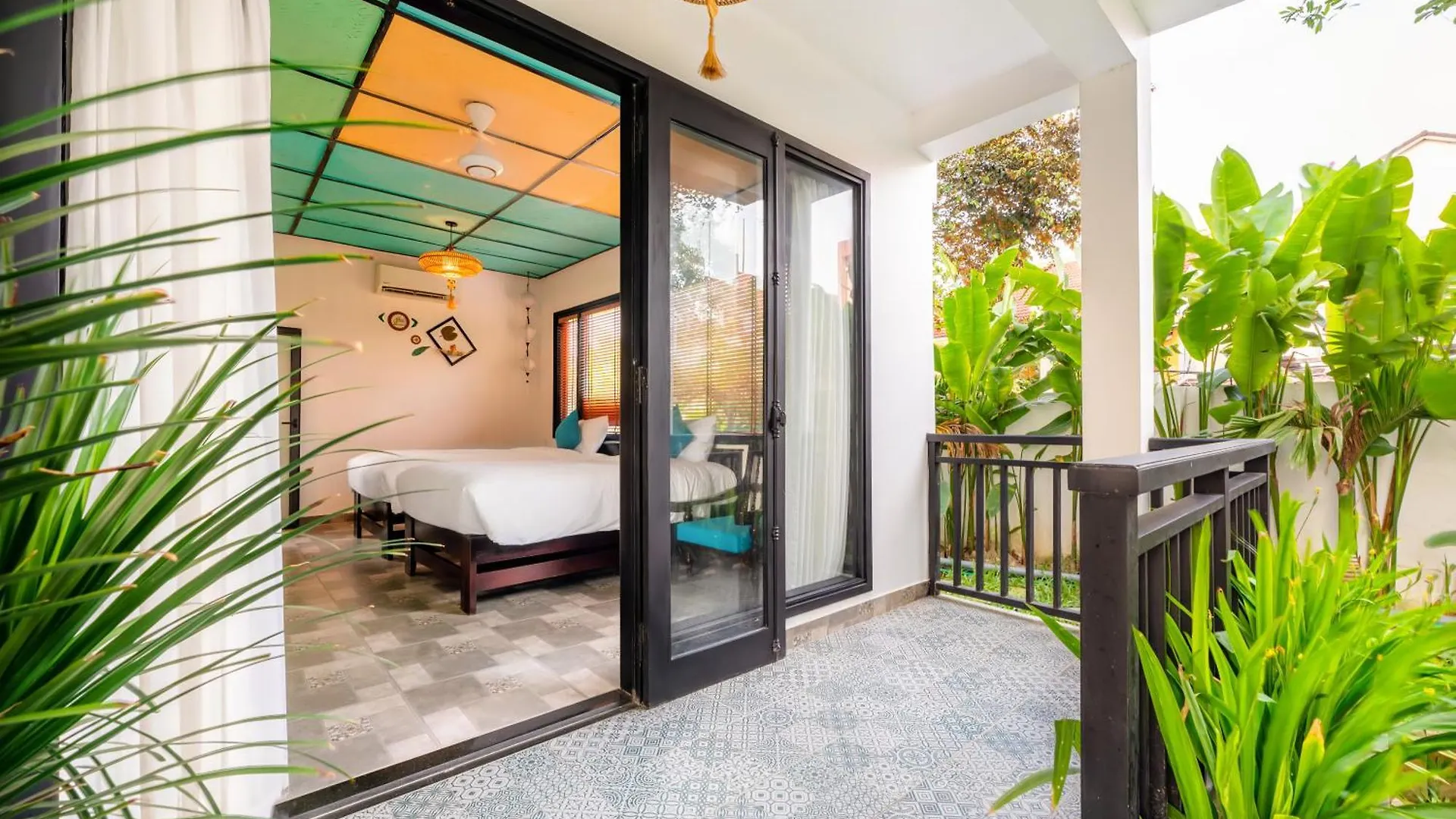 Sunkised Paddy Hoi An Villa 4*,