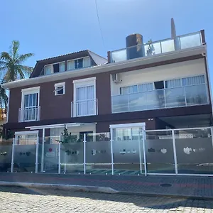 bouganville-house-bc.santa-catarina-brasil.com/